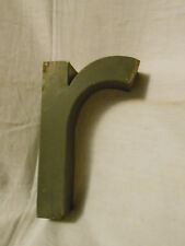 ancienne lettre d'enseigne en zinc 19 x 12 cm