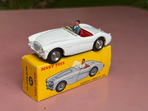 Dinky toys 546 austin - toys,