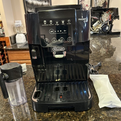 Delonghi ecam22080b coffee - delonghi,