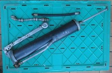 Belle grosse pompe a graisse TECALEMIT avec accessoires voiture collection