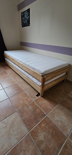 Lits jumeaux empilables - lits,