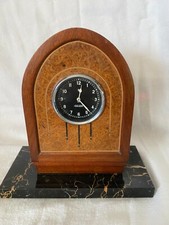 jaeger lecoultre pendulette de bureau  en acajou et placage de loupe d'orme