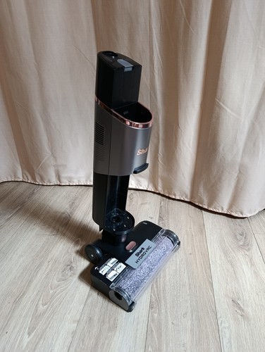 Shark aspirateur - -,