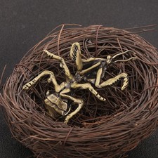 Figurine de mante religieuse