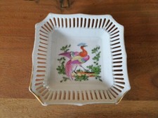 Coupelle vide poche en porcelaine ajourée à décor extrême Orient d'un paon