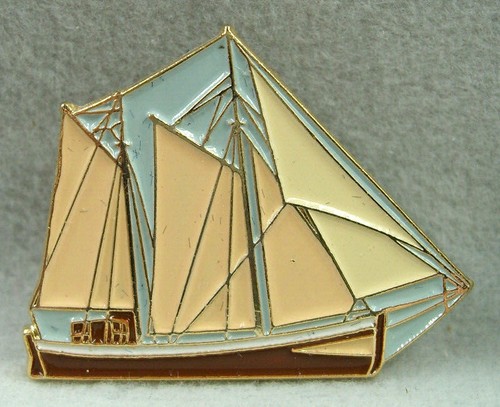 Pin vieux gréement - "vieux,