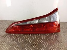 Feu arriere secondaire gauche