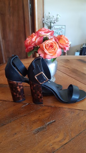 Escarpins neufs cuir - cuir, et