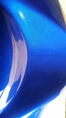 Peinture carrosserie bleu - peinture,