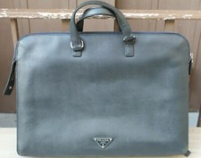 SAC CARTABLE PORTE DOCUMENT PRADA  AUTHENTIQUE TRES BON ETAT 2300€