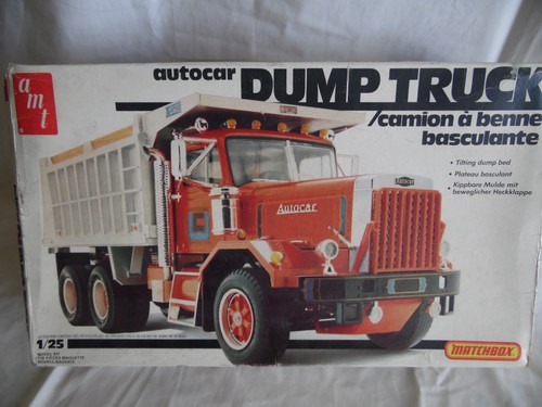 Maquette autocar dump truck - maquette,