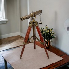 Ancien télescope nautique en