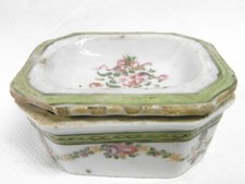 🇫🇷 OLD SOAP DISH
