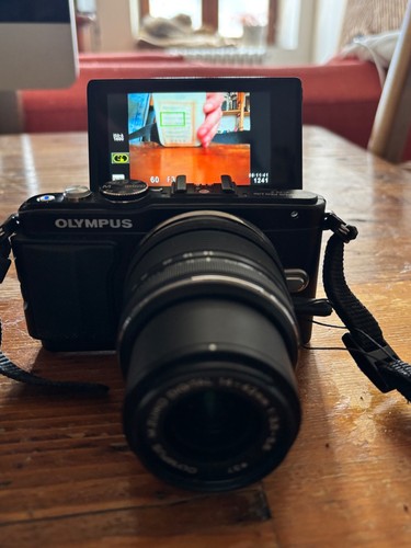 Appareil photo hybride - , olympus