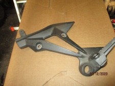 PLATINE ARRIERE GAUCHE  Z 750