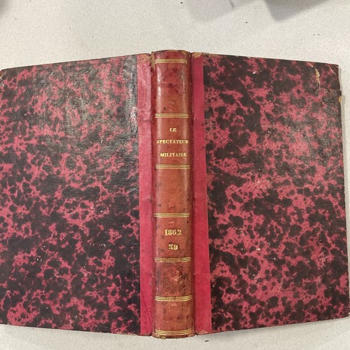 Revue spectateur militaire - revue, le