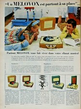 PUBLICITÉ PRESSE 1957 ÉLECTROPHONE MELOVOX 1458 - 2458 et 2478 MALETTE FIBRINE.