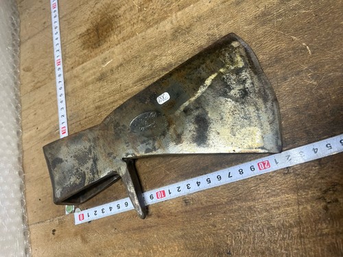 Hache bucheron outil ancien - hache,