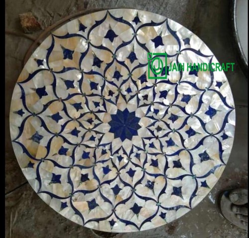 White marble table top - 24'',
