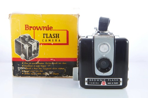 Kodak brownie flash camera - kodak,