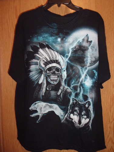 Indian chief skull - skull, wolves