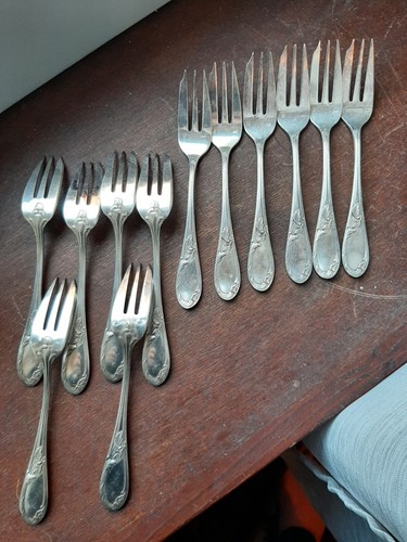 Fourchettes gateaux metal - 12,