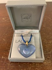 Collier cœur bleu Lalique