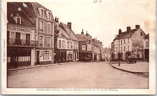 61 REMALARD - la place du marche et entree de la rue des moulins