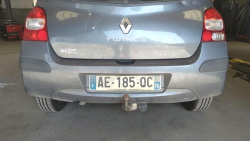 Pare choc arriere renault - pare,