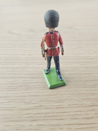 Figurine plomb ancienne