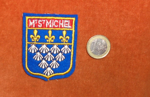 Joli ecusson brodé badge - joli,