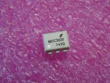 Lot x3 : ci MOC 3020 ~ ic MOC3020 ~ DIP6 (B20A)