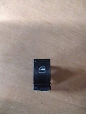Interrupteur ,commande  Lève Vitre arrière gauche Volkswagen golf 5