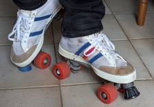Roller-quad ADIDAS AMÉRICANA VINTAGE.Roues Rouges