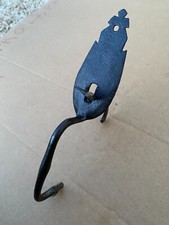 Loquet à poucier en  fer