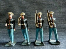 4 soldats de plomb US Marine