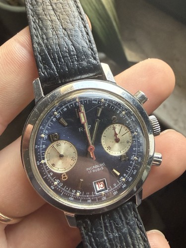 Superbe chronographe 17 - chronographe, r.17