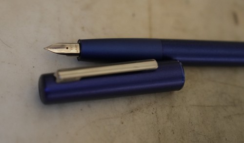 Stylo plume lamy - en, metal