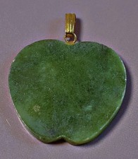 Superbe Jade Pendentif Pomme