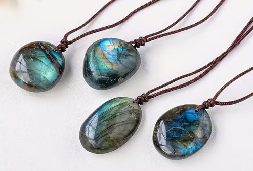 Pendentif labradorite en - un,