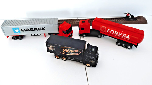 Lot camions tracteur - 3, et