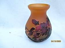 Vase signé GALLE TIP Décor floral dégagé à l'acide