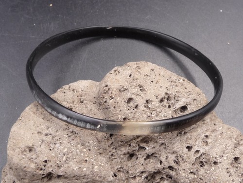 Bracelet jonc tsiriry corne - jonc,