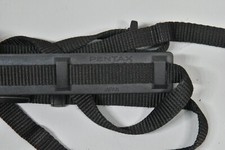 PENTAX : SANGLE / DRAGONNE NOIRE POUR APPAREIL PHOTO