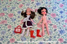 Poupée  "LES PETITES HOTESSES DE L'AIR : TWA, Années 70's + bottes rouge