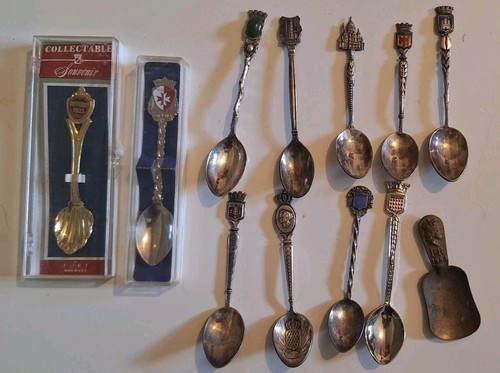 Lot petites cuilleres de - 12,