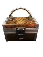 Mallette vanity case rangement