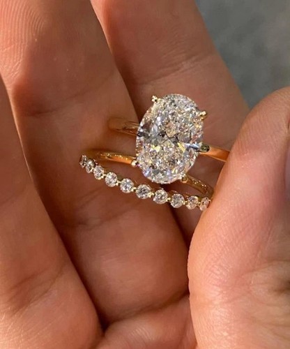 Bague ovale diamantée 5 - bague,