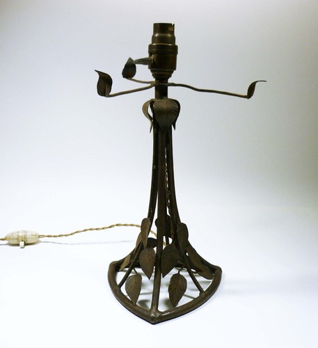 Pied lampe naturaliste - de,