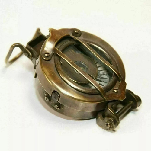 Ancienne boussole nautique